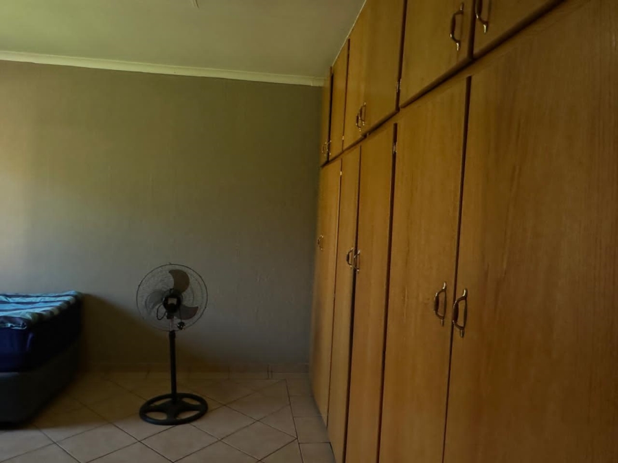 3 Bedroom Property for Sale in Waterval East North West